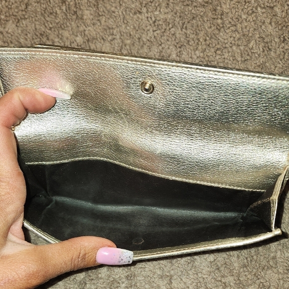 Gucci Beige and Gold Women's Wallet - Picture 9 of 11